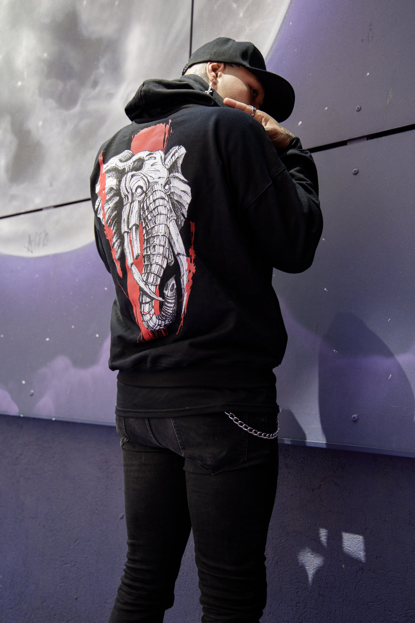 Oscar Conejeros - Poleron canguro